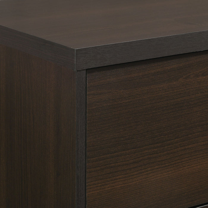 Ernesto - 4-Drawer Chest With Interlock