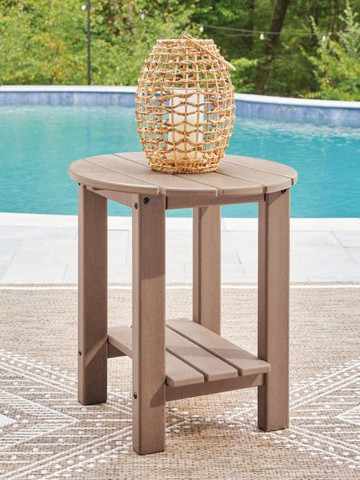 Cliffs Beach - Oval End Table - Driftwood