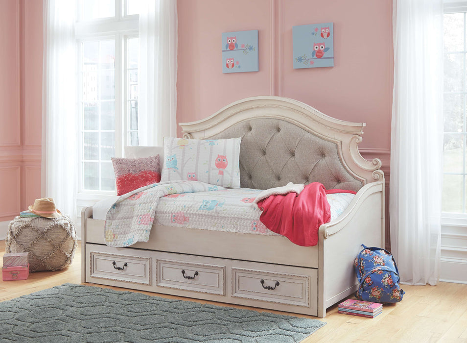 Realyn - Chipped White - Twin Day Bed With Storage
