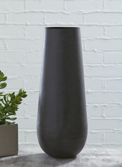 Fynn - Vase